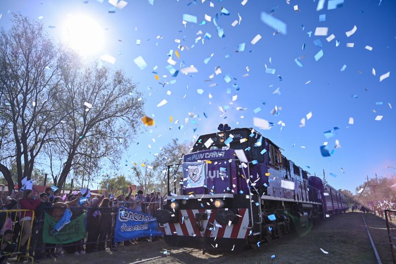 El tren para pasajeros vuelve a tener escala en Villa Mercedes