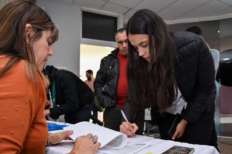 Más profesionales de la comunicación recibieron sus créditos “Nuevas Voces” 