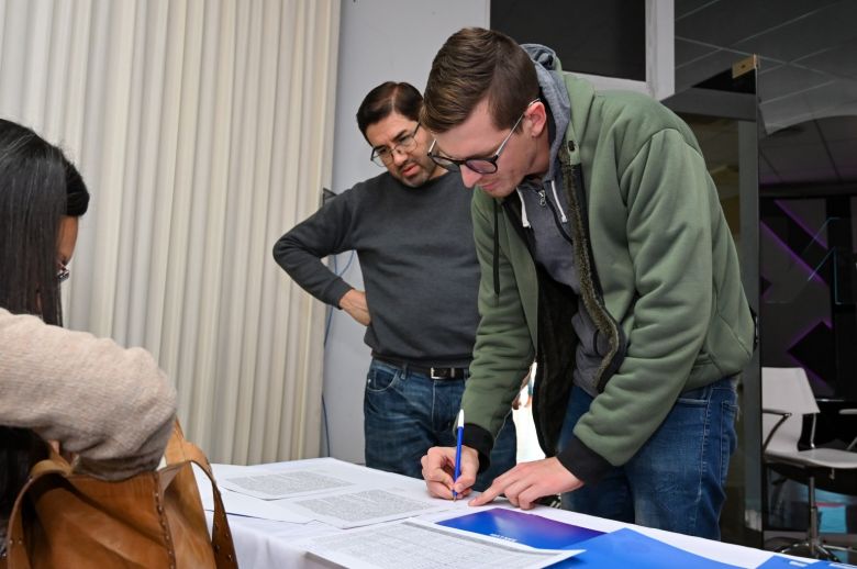Más profesionales de la comunicación recibieron sus créditos “Nuevas Voces” 