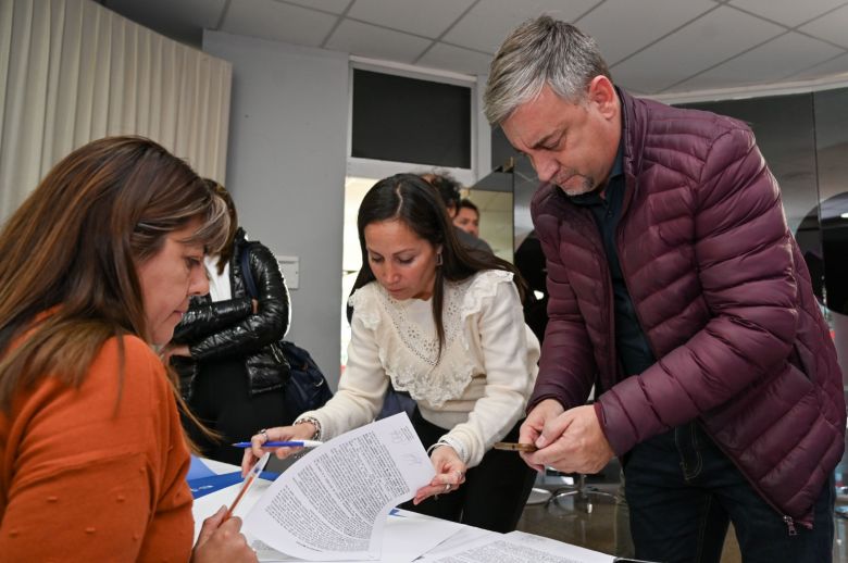 Más profesionales de la comunicación recibieron sus créditos “Nuevas Voces” 