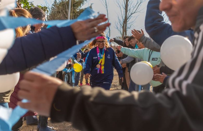 Roxana Rojas volvió a Villa Mercedes con su medalla Olímpica a festejar