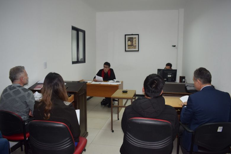  Ordenaron  medidas para un joven imputado por golpear a su novia