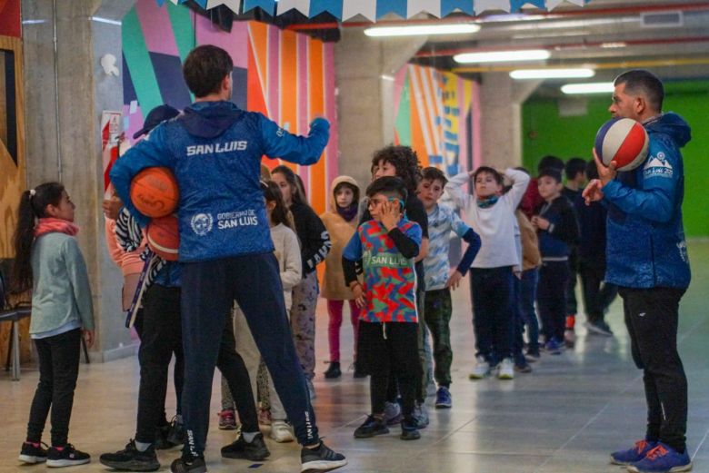 Las Escuelas Deportivas en Invierno dieron comienzo en La Pedrera 