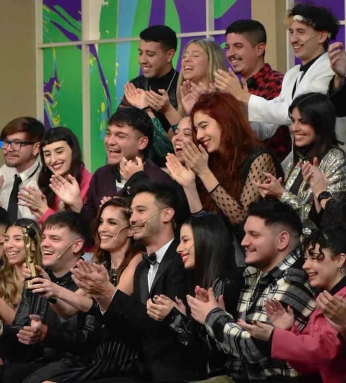 "Altavoz" el programa en el que un Villamercedino  es columnista, ganó el Martín Fierro