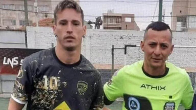 Se suicidó el joven que le dio una patada en la cabeza a un árbitro en un partido de fútbol