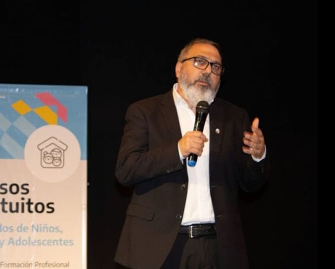 La agrupacion Oktubre propone transferir "La Pedrera" y el "Molino Fénix" a la Municipalidad de Villa Mercedes