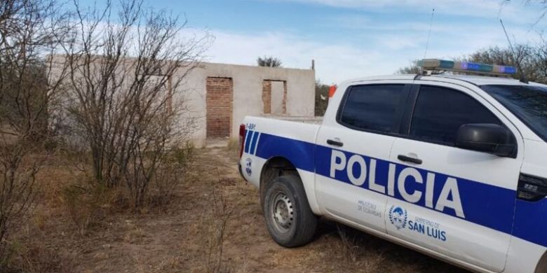 Amigo son los amigos: le dió permiso para quedarse en su casa y le robó la moto