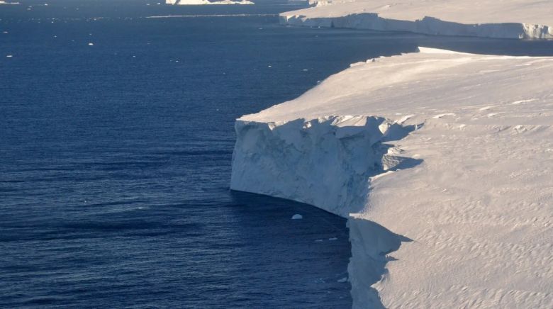 La Antártida perdió un pedazo de hielo del tamaño de la Argentina y está en su nivel más bajo en 45 años