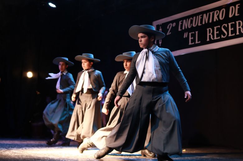 “El Resero Malambo” realizó el segundo encuentro de danzas