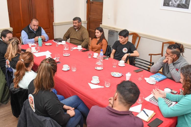 El intendente se reunió con integrantes de la Cooperativa 20 de julio