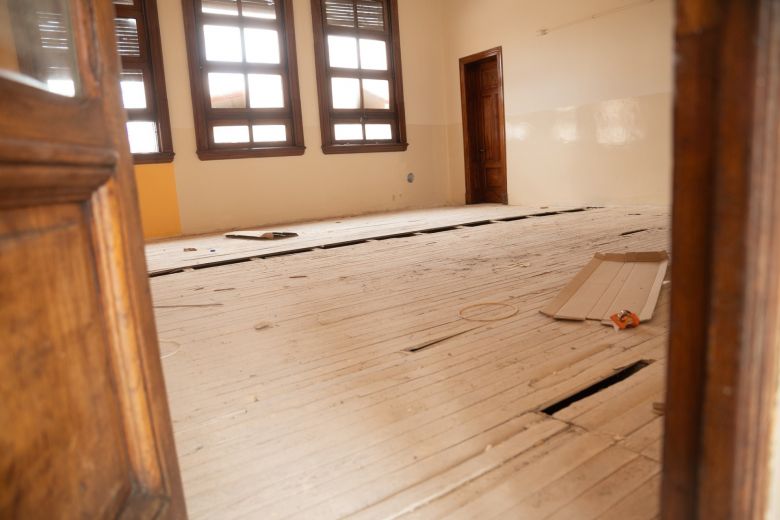 La transformación completa del Colegio “Juan Esteban Pedernera” entró en su etapa final
