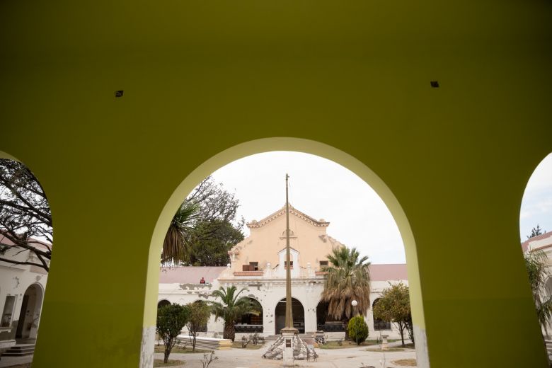 La transformación completa del Colegio “Juan Esteban Pedernera” entró en su etapa final