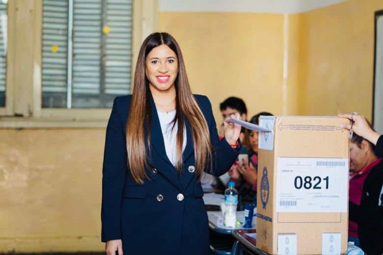 Anabela Lucero :"“Estoy muy contenta y en esta hermosa jornada democrática "