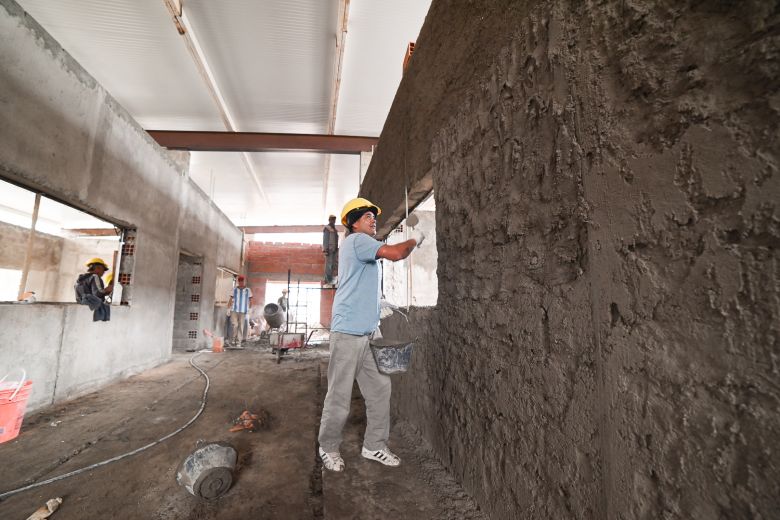 La obra que se ejecuta en el barrio Santa Rita de Casia alcanzó el 50% de avance