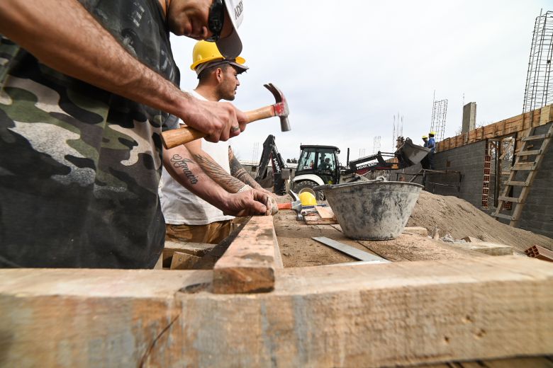 La obra que se ejecuta en el barrio Santa Rita de Casia alcanzó el 50% de avance