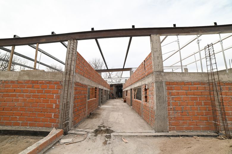 La obra que se ejecuta en el barrio Santa Rita de Casia alcanzó el 50% de avance