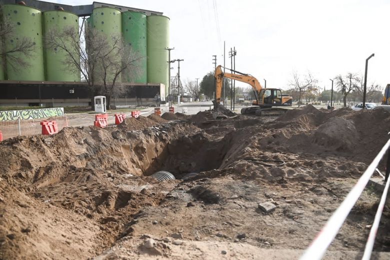 Continúa la construcción de desagües pluviales en Villa Mercedes