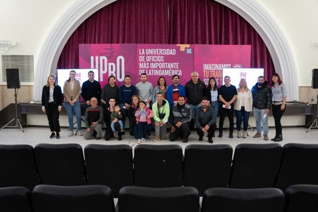 Más de 30 egresados de la UPrO recibieron sus créditos
