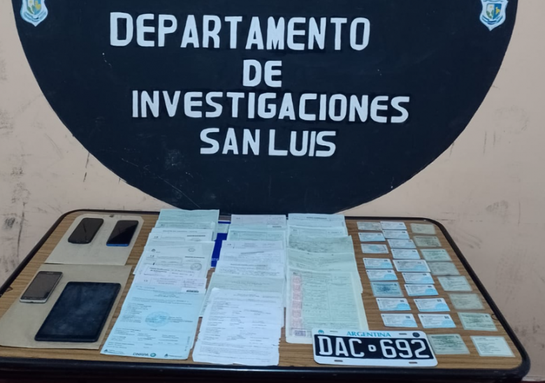 La policía realizó dos allanamientos por el delito de estafa