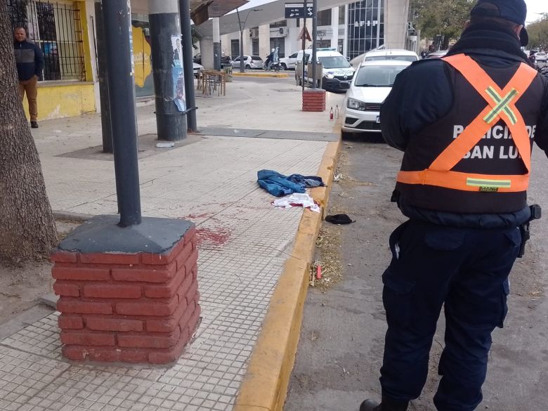 Un alumno fue apuñalado camino a la escuela 