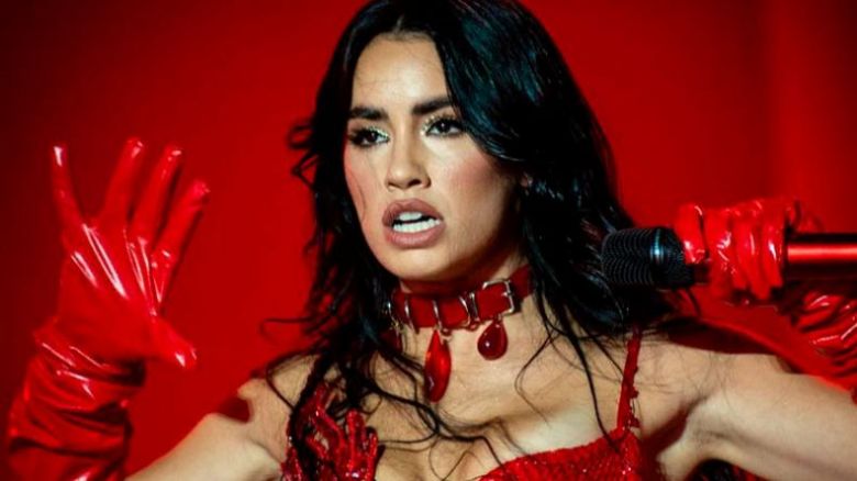 La reacción de Lali Espósito al quedarse sin sonido en pleno show se viralizó en las redes: “Ella es el pop”