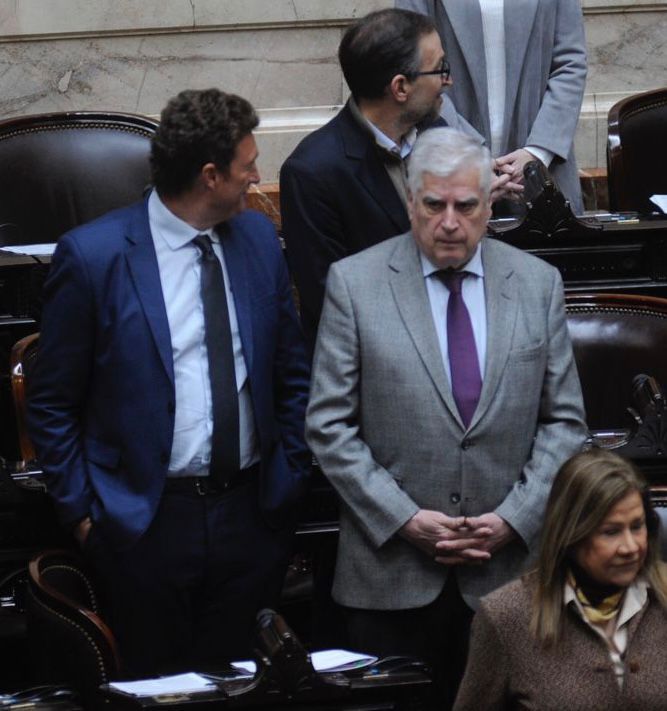Gutiérrez sobre Ganancias: "Si la suba de coparticipación del impuesto al cheque se trata hoy, acompañamos"