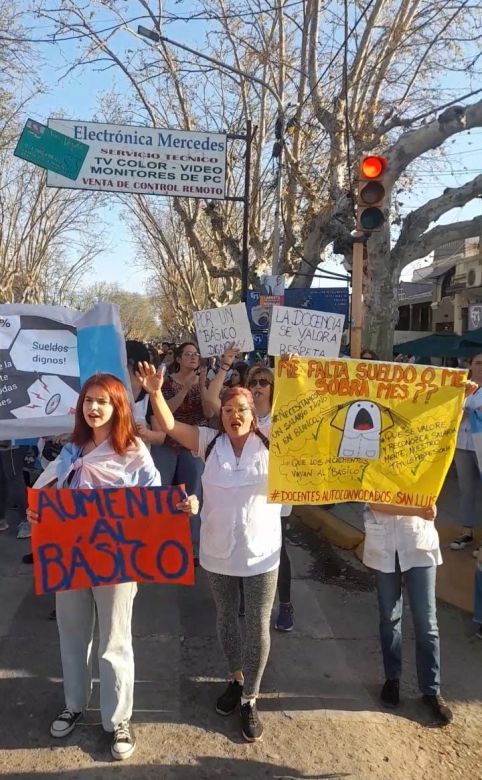 "Tenemos miedo, no nos alcanza lo que cobramos"
