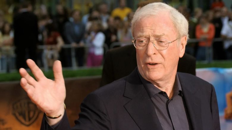 Michael Caine anunció que se retira del cine y dejó un preocupante mensaje sobre su salud