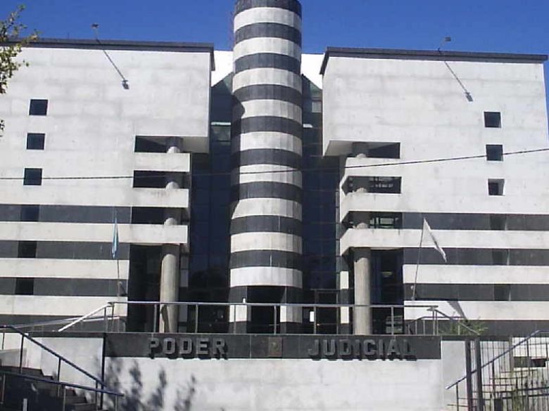 Inicia el juicio al agresor de una joven de la que abusó e intentó matar