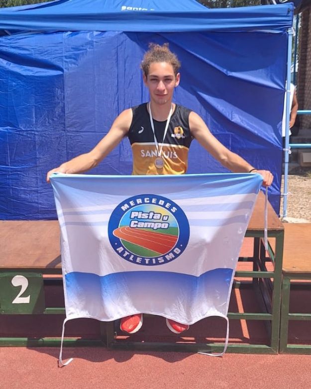 Mauricio Risatti campeón nacional en salto triple de la U16 
