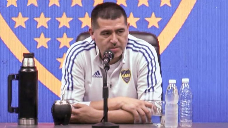 Riquelme: "Pensábamos que Almirón nos iba a acompañar hasta el final"