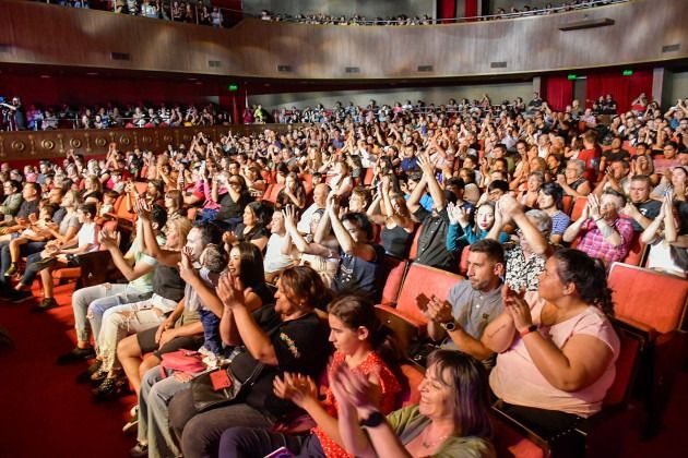 La Escuela de Música de la ULP cerró el año con un show que deslumbró a más de 2500 espectadores 