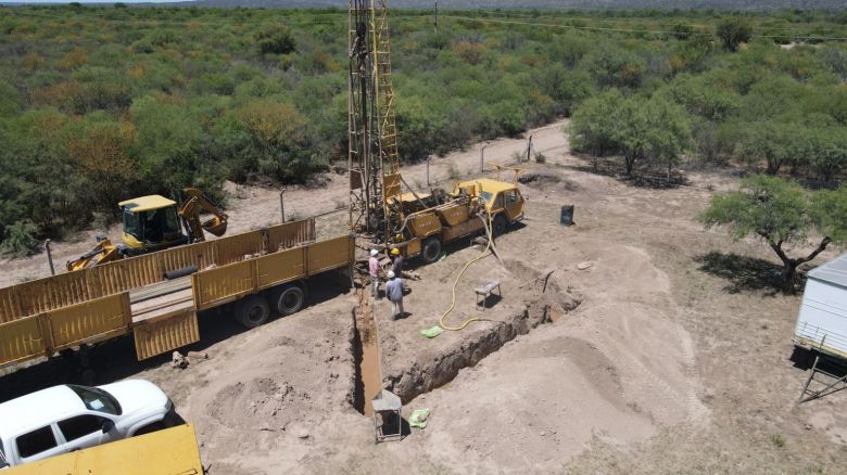 Más agua para los vecinos de Las Lomitas 