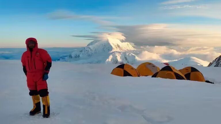 Tragedia en la Cordillera: se reanudaron las tareas de rescate de los cuerpos y se conoció el último mensaje de uno de los montañistas 