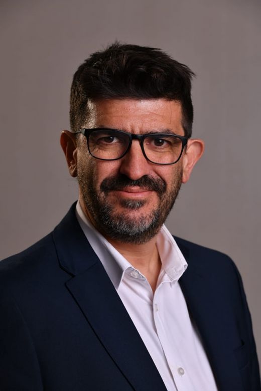 El gobernador electo Claudio Poggi presentó su gabinete