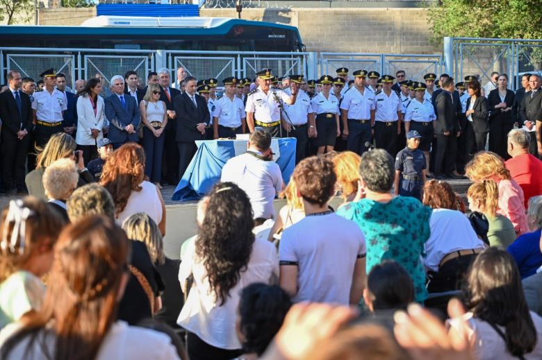 El gobernador Poggi puso en funciones a la nueva cúpula de la Policía