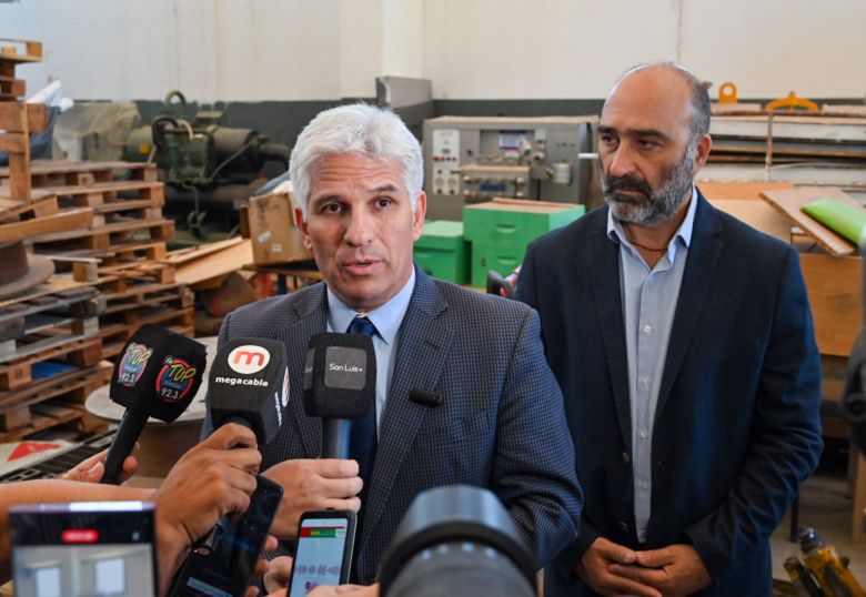 “A los legisladores les pido que piensen en los empleados públicos”