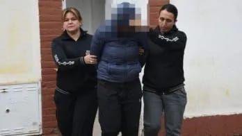Extendieron la prisión preventiva de la joven que roció con combustible y prendió fuego a su pareja