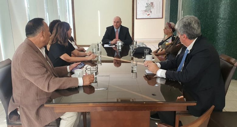 Integrantes de la Mesa Interreligiosa se reunieron con el ministro de Gobierno