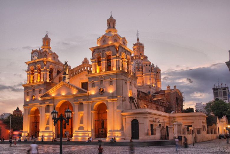 Córdoba capital se prepara para vivir una especial "Semana Santa" 