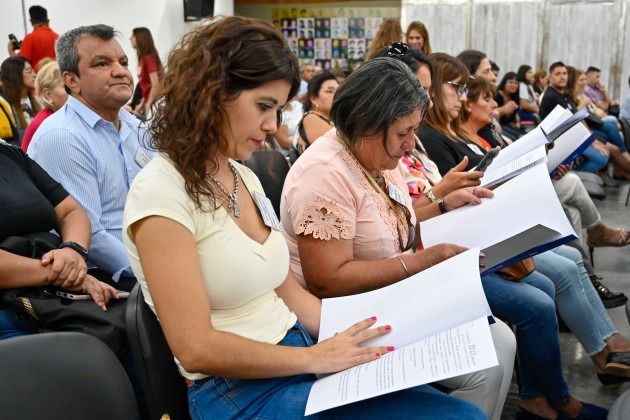 Más de 100 familias recibieron la documentación de sus hogares