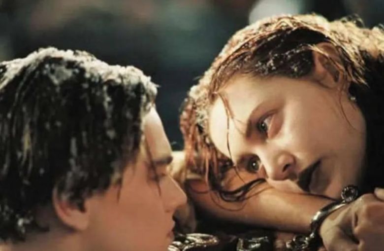 Subastaron la famosa puerta de Titanic por una cifra millonaria