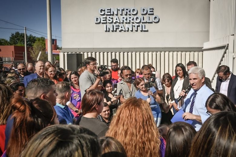 El Gobernador inauguró un Centro de Desarrollo Infantil en el barrio Eva Perón