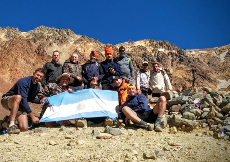 Un grupo de villamercedinos visitó el lugar de la "tragedia de los Andes'