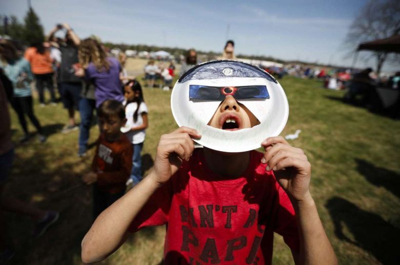 El eclipse solar de 2024 desde América del Norte