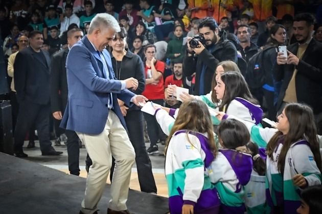 Con gran expectativa, Poggi presentó los Juegos Intercolegiales 2024