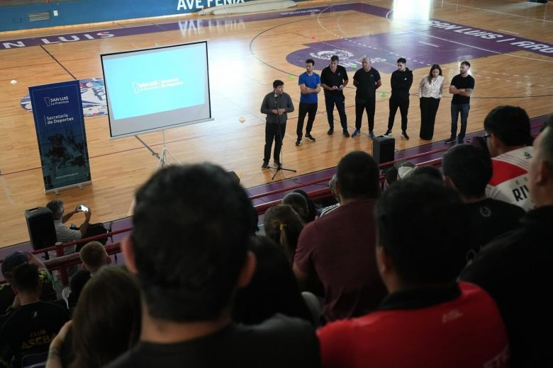 Con una capacitación a 150 entrenadores, pusieron en marcha el programa ‘Bases del Futuro’