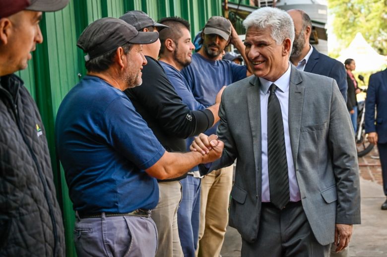 Con presencia del Gobernador, quedó inaugurada la primera Expo San Luis Intensiva