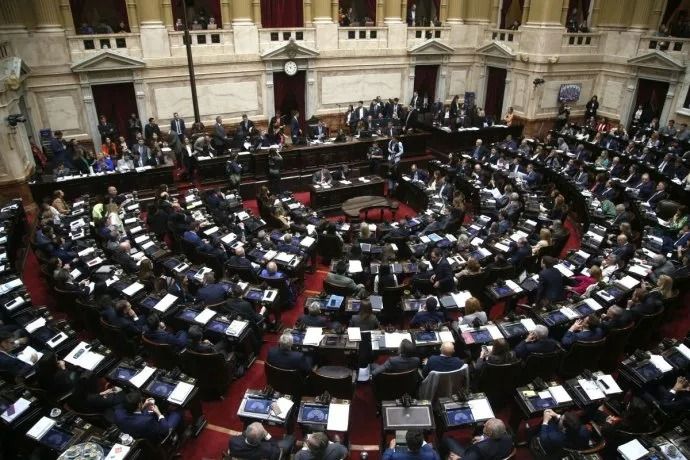 Diputados aprobó en general la ley Bases y el paquete fiscal