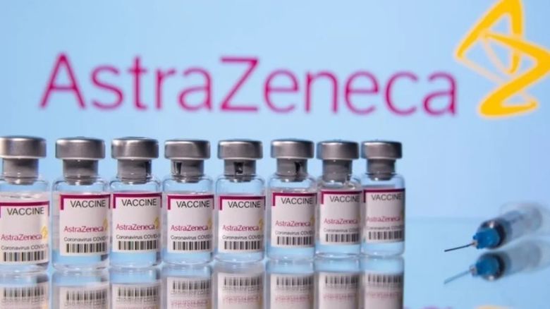 Una mujer de Coronel Moldes demanda a AstraZeneca por quedar inmovilizada luego de vacunarse